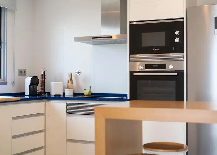 White * فونشال